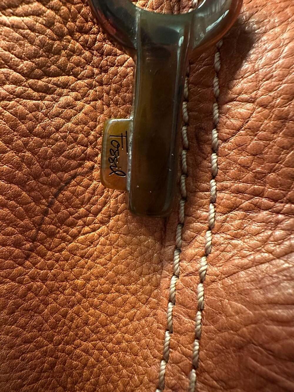 Fossil Brown Leather Hobo Shoulder Bag with Embossed Floral and Textured Details - Picture 3 of 13